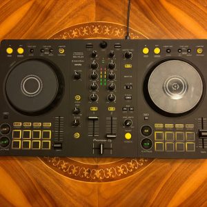Pioneer DDJ FLX4 DJ Decks