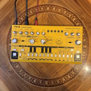 Behringer TD-3 Bass Synth